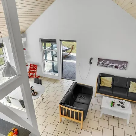 One-Bedroom Holiday Home In Dragor Драгор