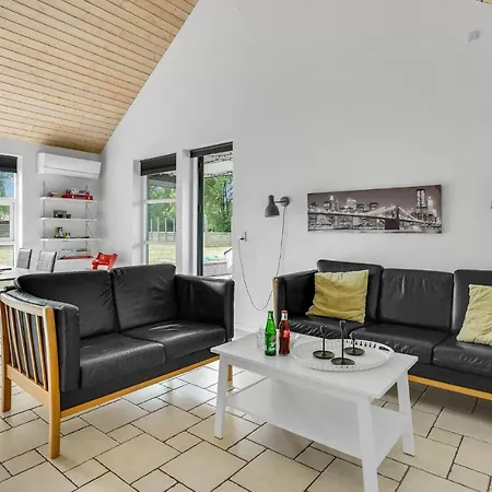 Дом отдыха One-Bedroom Holiday Home In Dragor Драгор