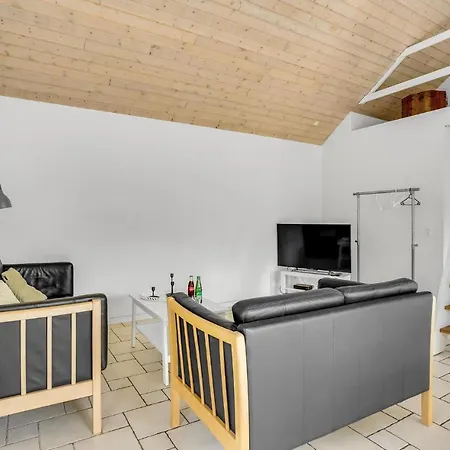 One-Bedroom Holiday Home In Dragor Дом отдыха *