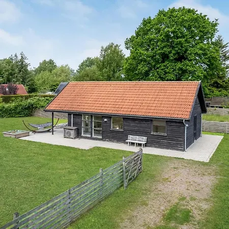One-Bedroom Holiday Home In Dragor *